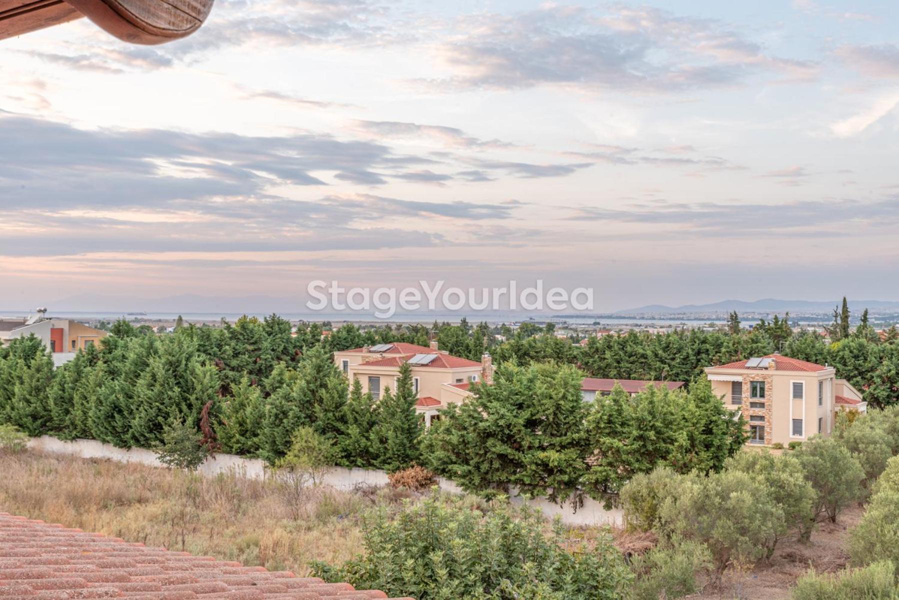 Luxury Appartment, Only 7 Minutes From Thessaloniki Airport And 15 Minutes From City Center ,For 8-23 People Also For Gatherings And Parties Neon Rysion Exteriör bild