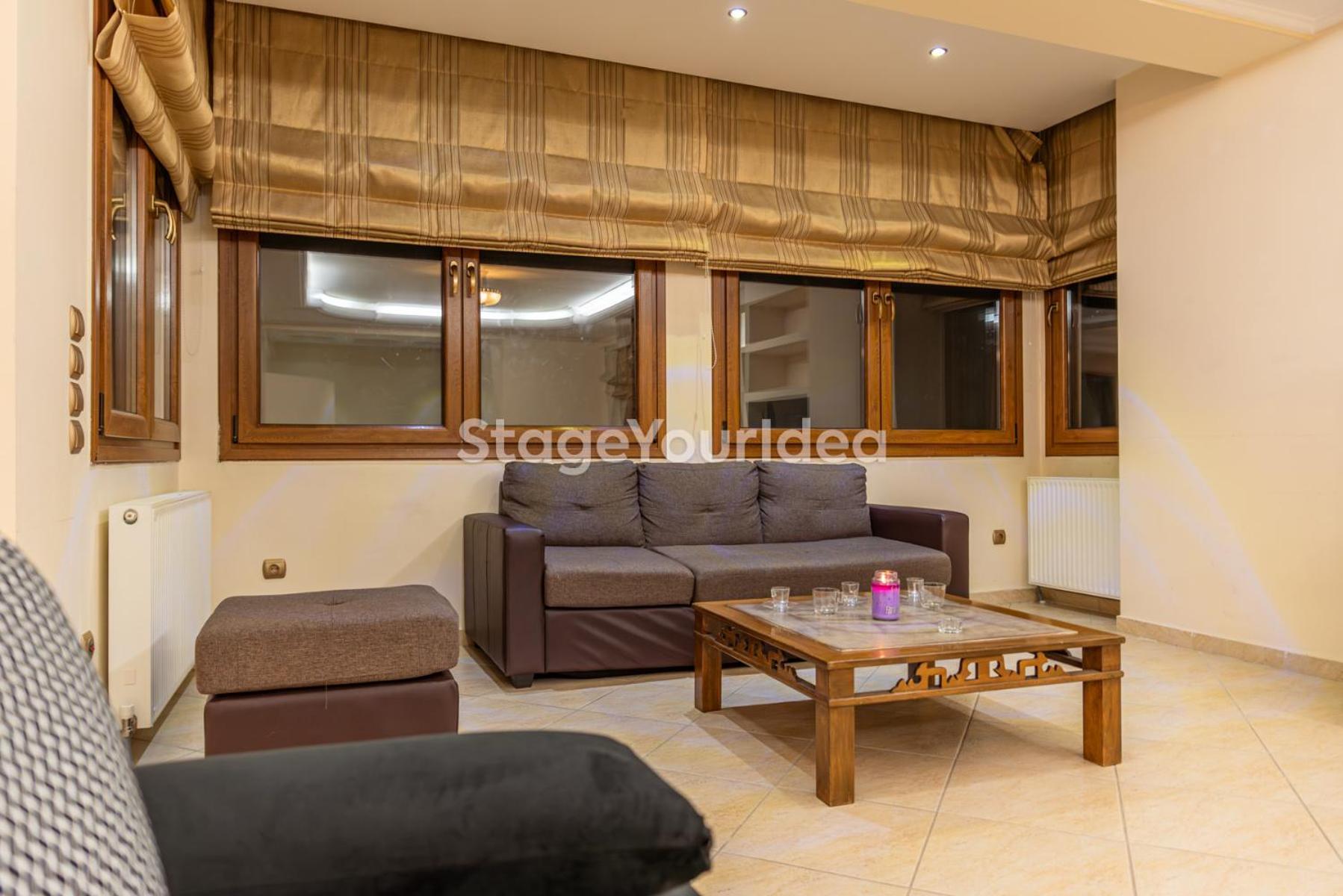 Luxury Appartment, Only 7 Minutes From Thessaloniki Airport And 15 Minutes From City Center ,For 8-23 People Also For Gatherings And Parties Neon Rysion Exteriör bild