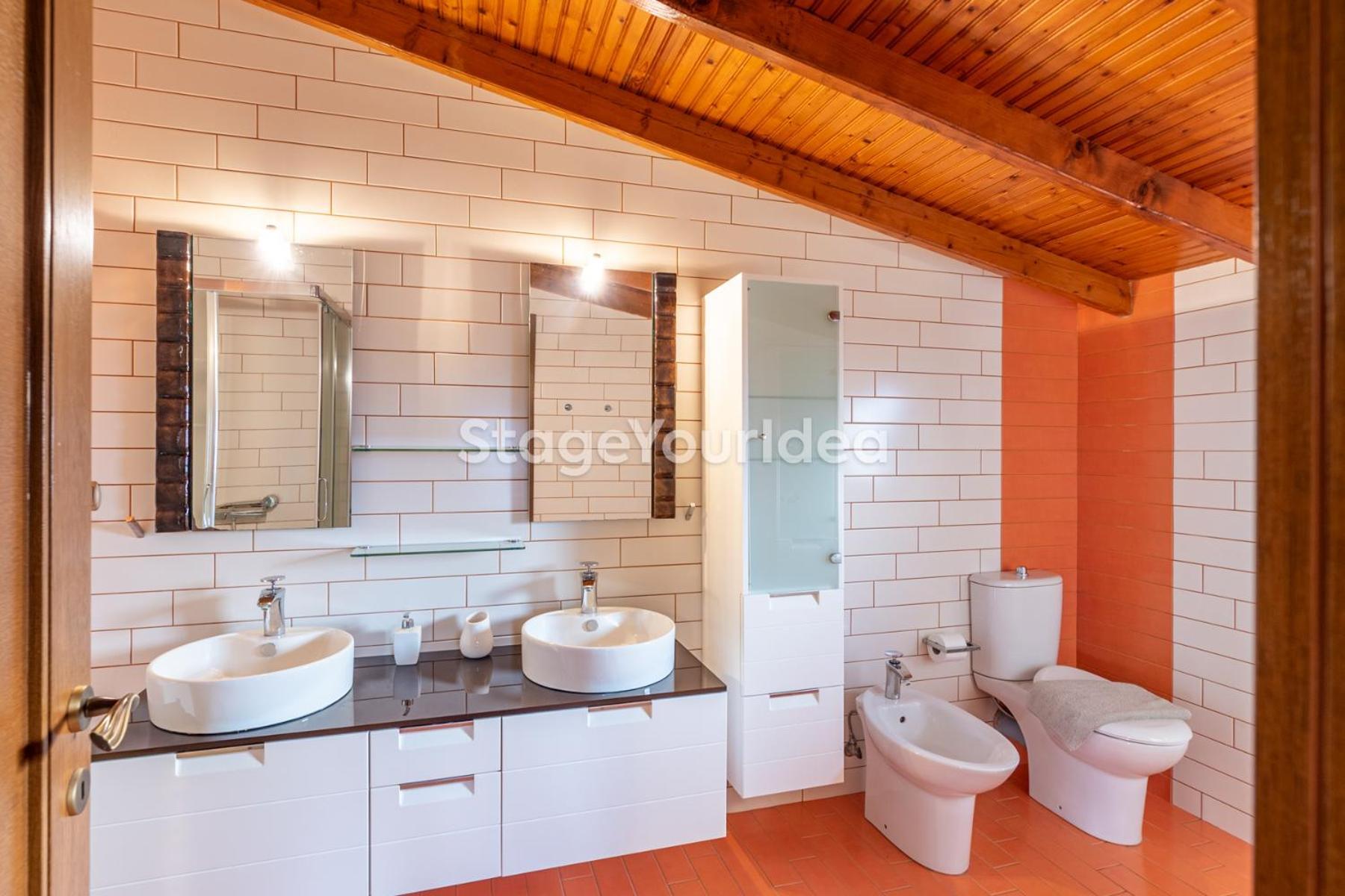 Luxury Appartment, Only 7 Minutes From Thessaloniki Airport And 15 Minutes From City Center ,For 8-23 People Also For Gatherings And Parties Neon Rysion Exteriör bild