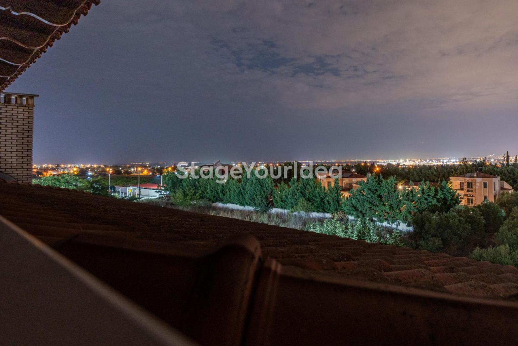 Luxury Appartment, Only 7 Minutes From Thessaloniki Airport And 15 Minutes From City Center ,For 8-23 People Also For Gatherings And Parties Neon Rysion Exteriör bild